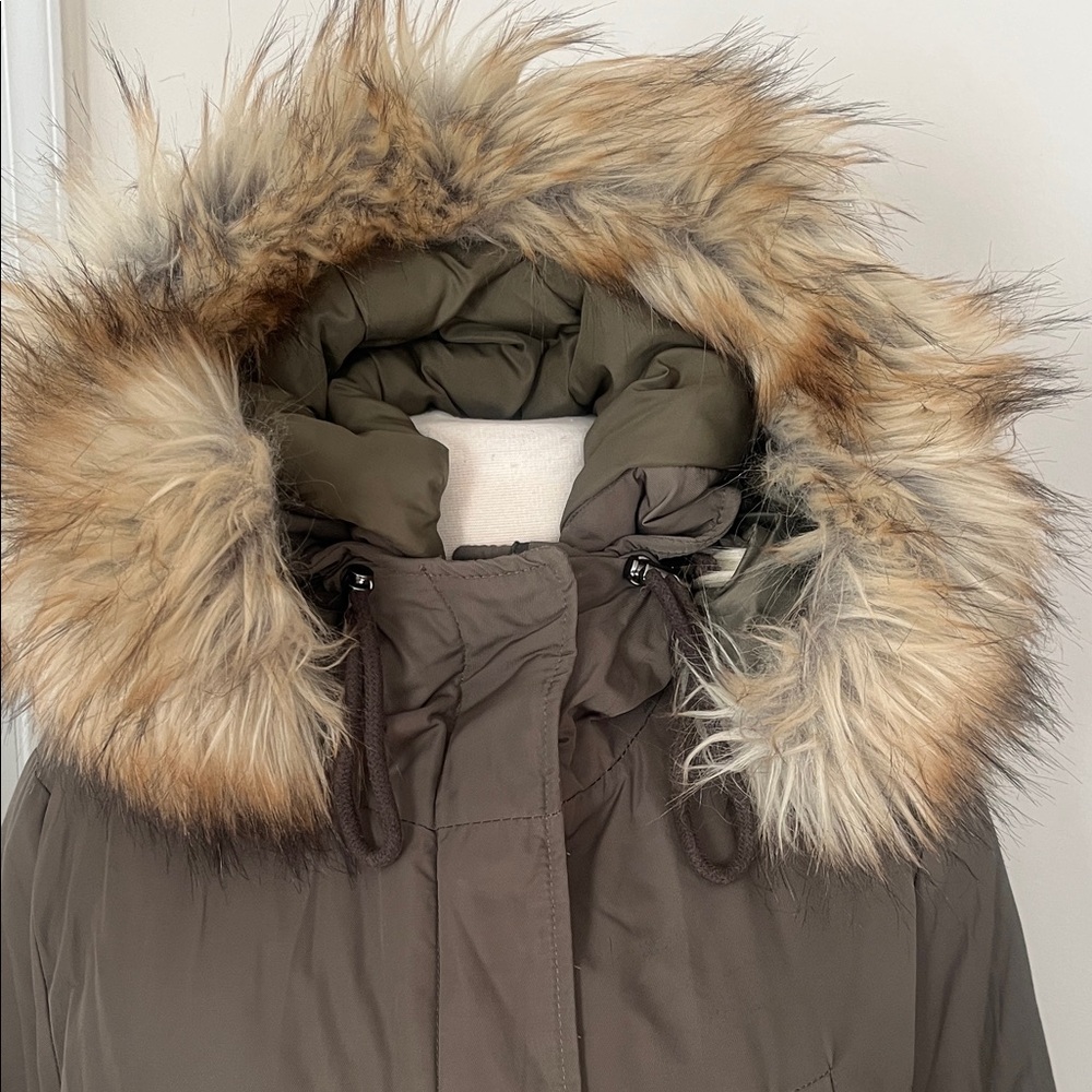 Topshop Olive Fur-Trimmed Puffer Jacket - Picture 3 of 17